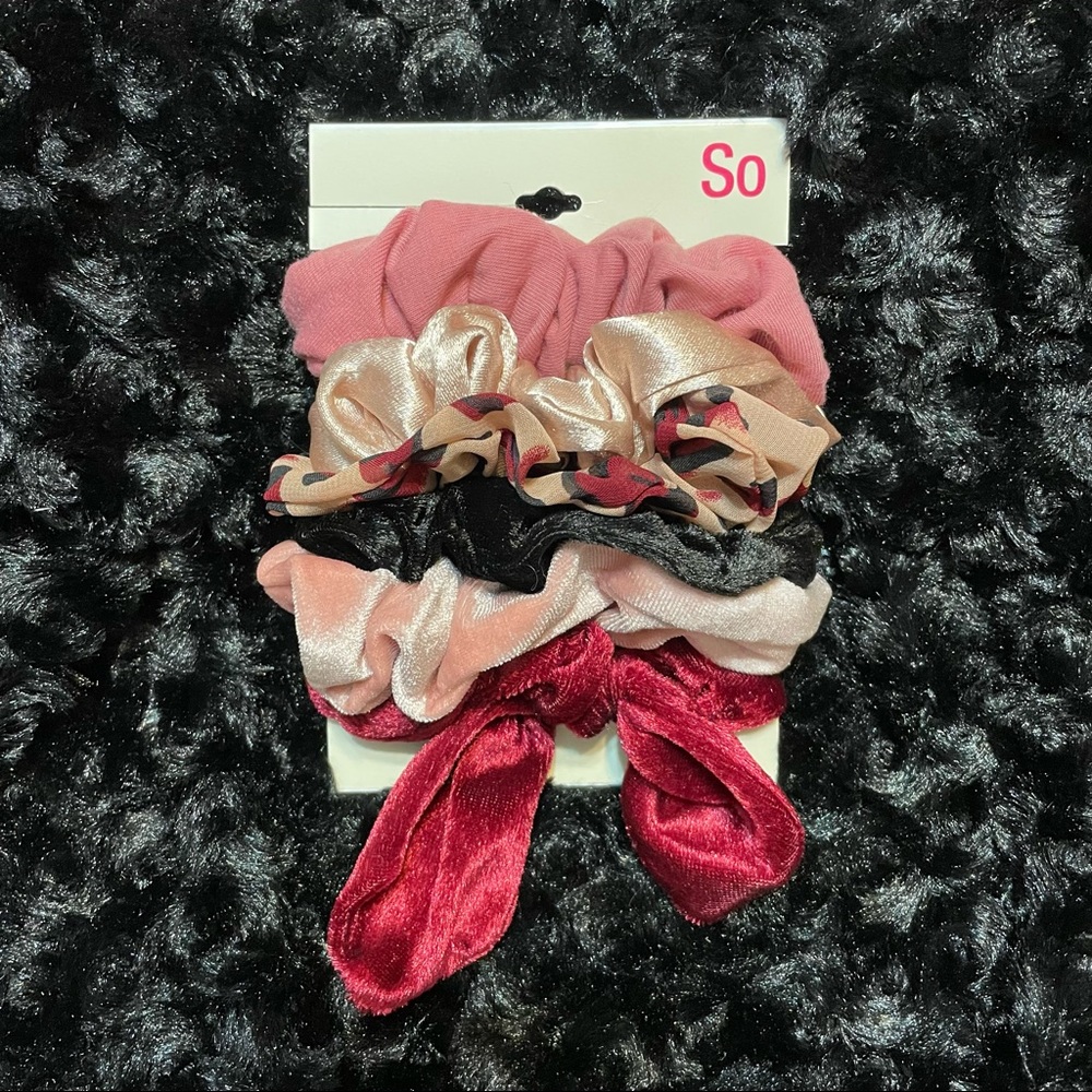 SO Pink Leopard Print Scrunchie Set, 6pk